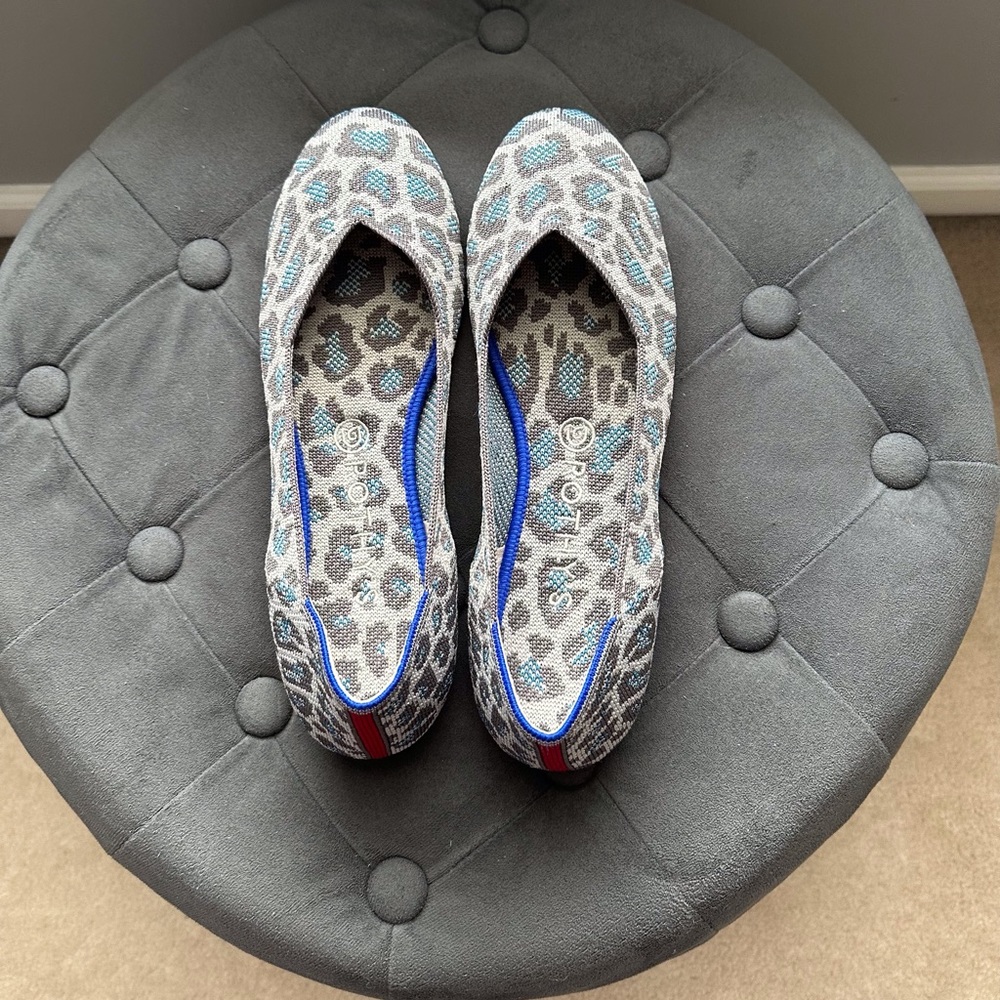Rothys ✨Rare ✨Grey Spotted Leopard Sustainable